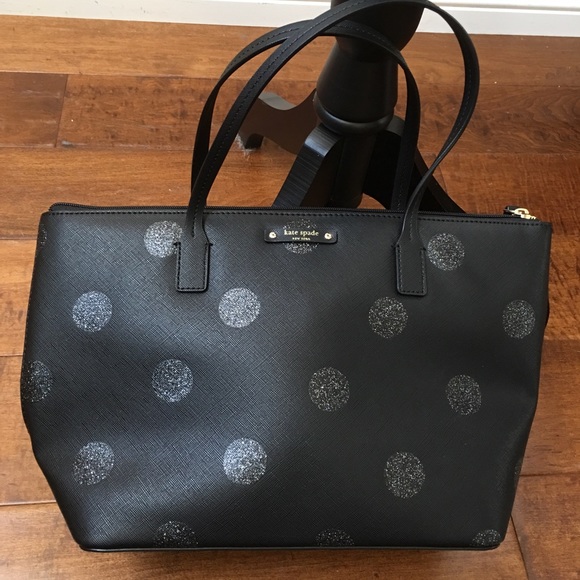 kate spade Handbags - Kate Spade Tote Bag